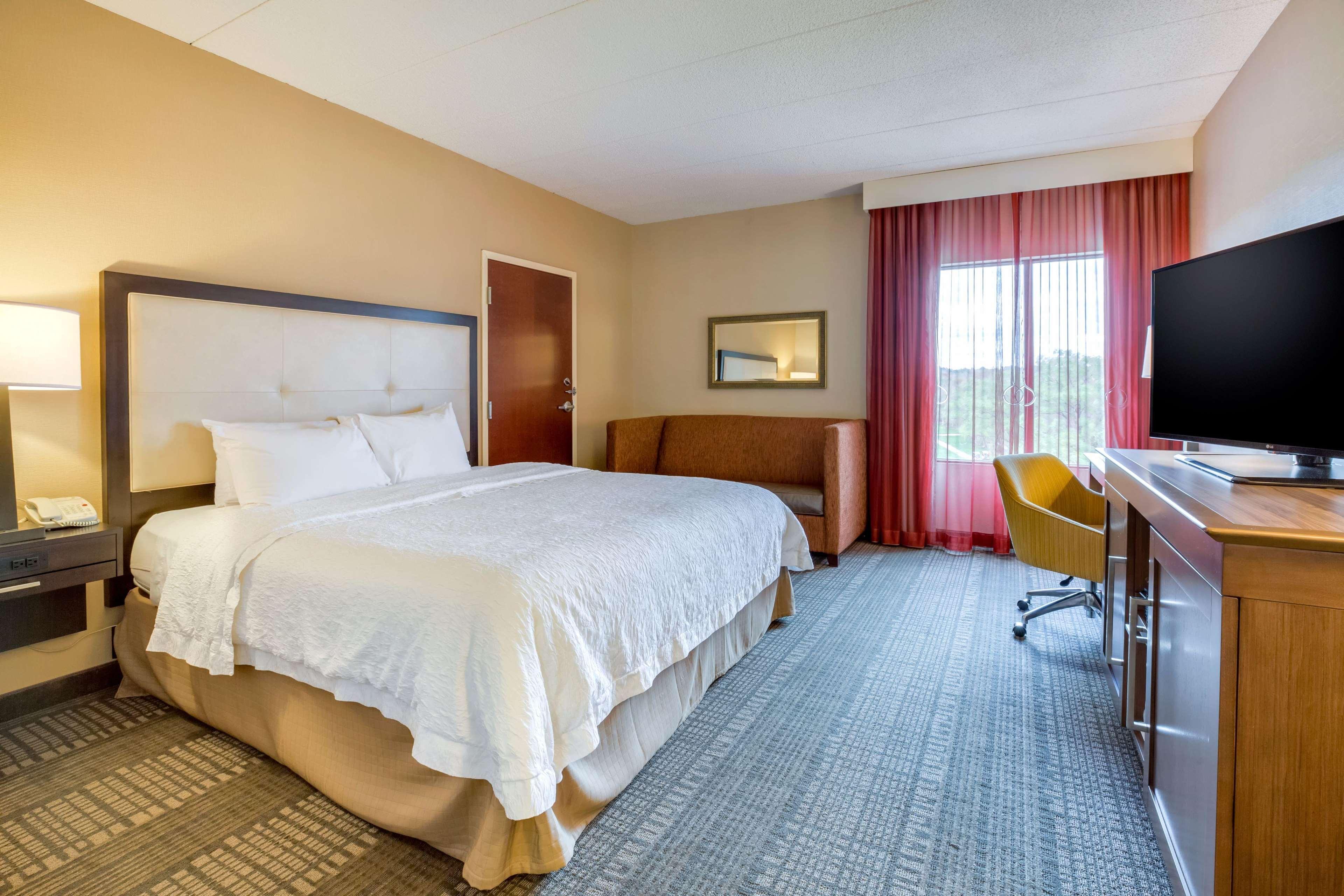 Hampton Inn Boston-Norwood Exterior photo