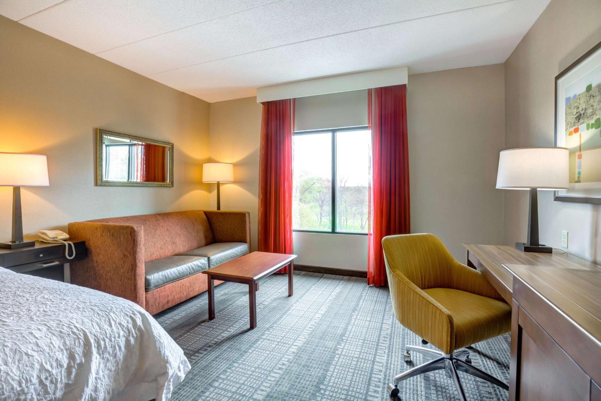 Hampton Inn Boston-Norwood Exterior photo