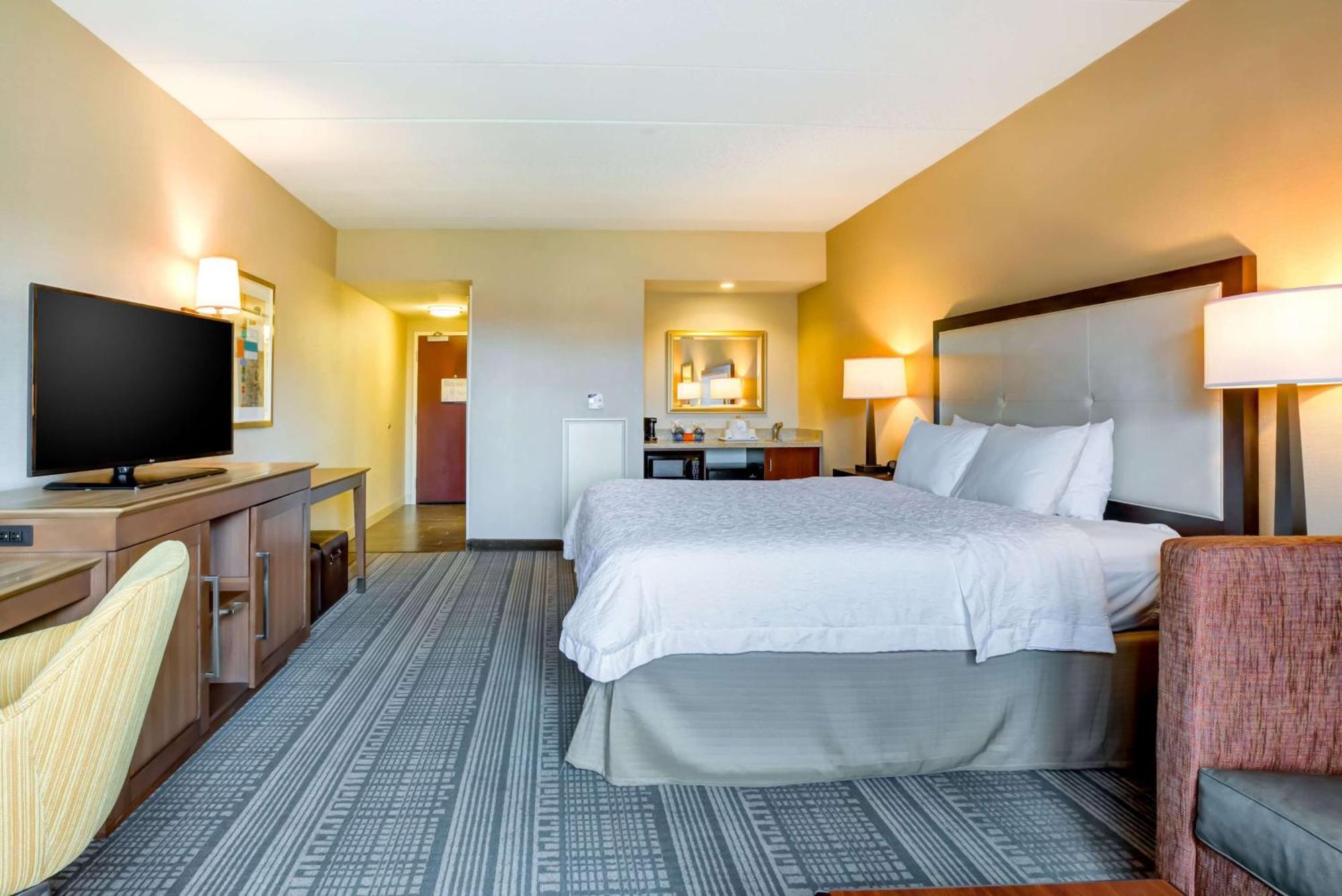 Hampton Inn Boston-Norwood Exterior photo