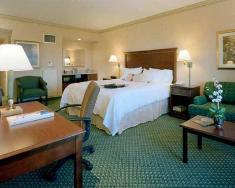 Hampton Inn Boston-Norwood Room photo